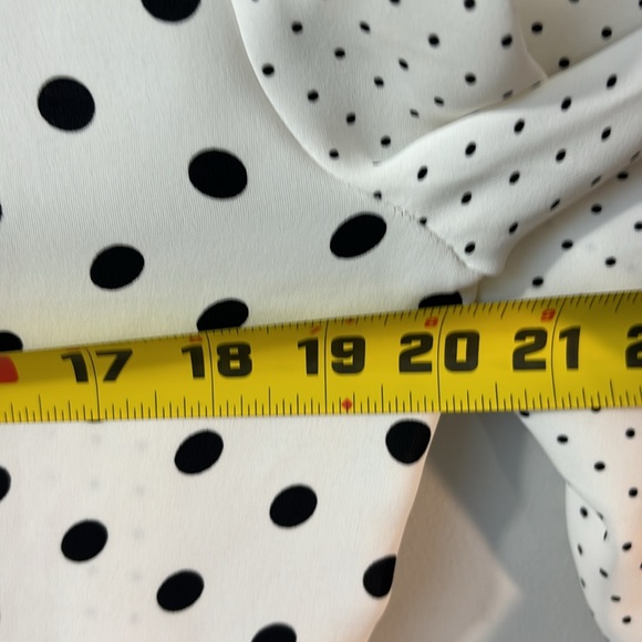 Chicos semi-sheer polka top long sleeve blouse in size 1 (8/10) EUC - Picture 8 of 9